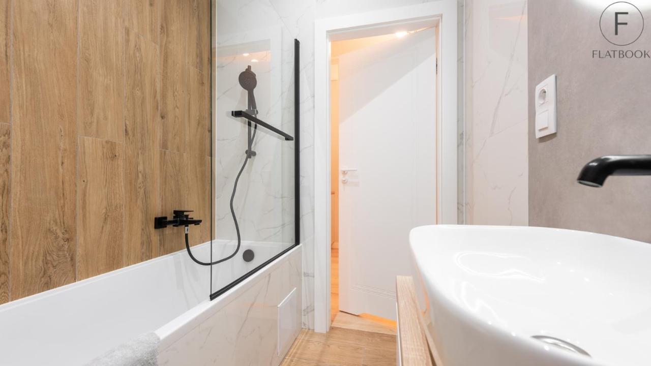 Flatbook - City Center Apartments Granaria Gdańsk Extérieur photo